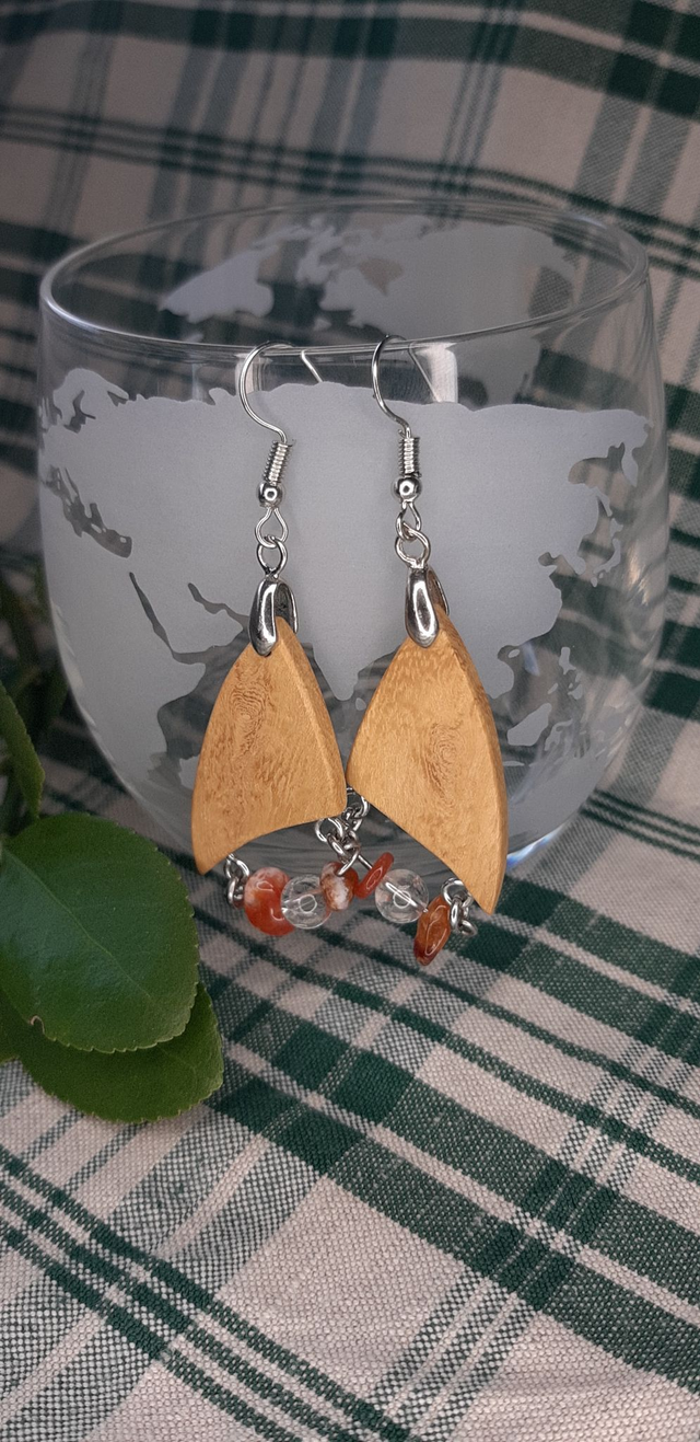 Boucles d'oreilles en bois et pierres naturelles