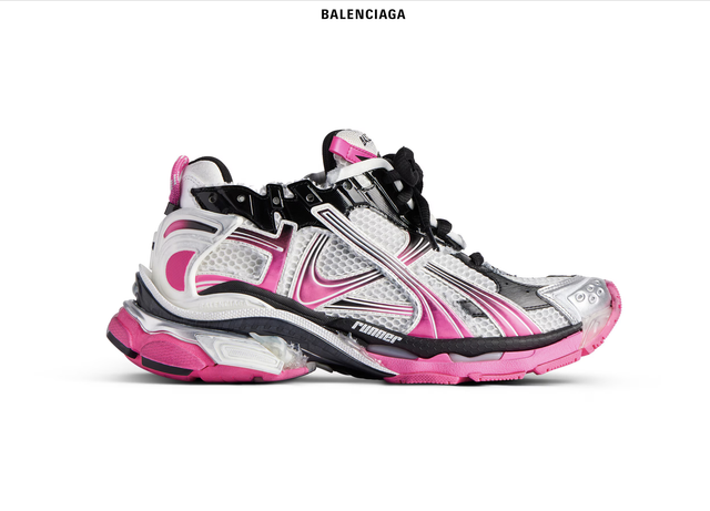 WOMEN'S RUNNER GRADIENT SNEAKER IN WHITE/PINK/BLACK