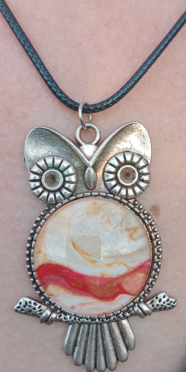 Pendentif chouette cabochon peint