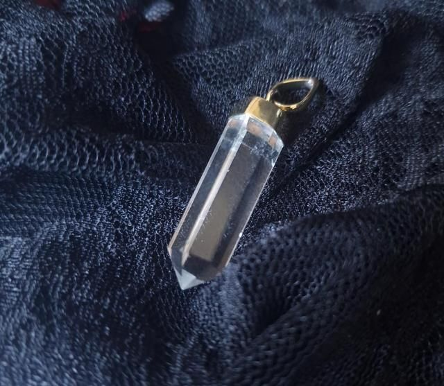 Clear quartz pendant