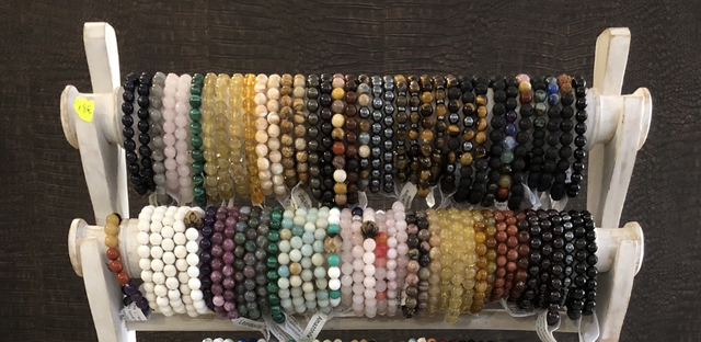 Bracelets 8mm 20€