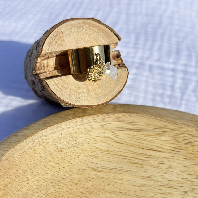 Bague opale dorée 