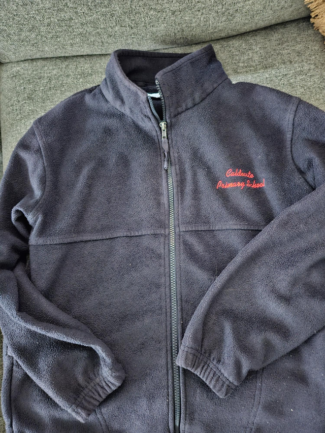 Fleece with logo