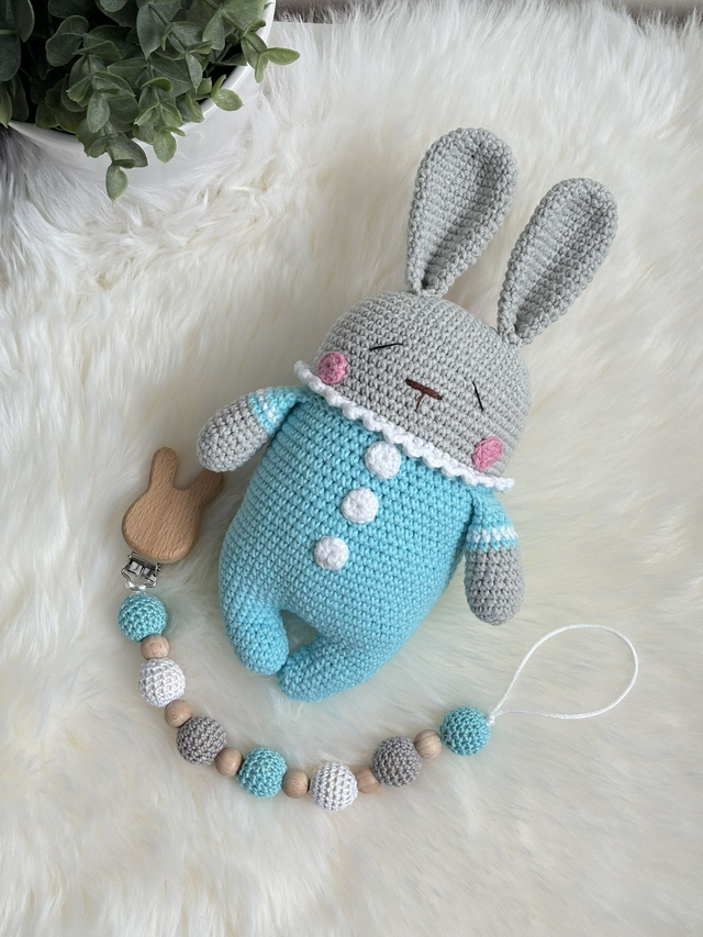 Doudou Lapin Bleu + Attache tétine