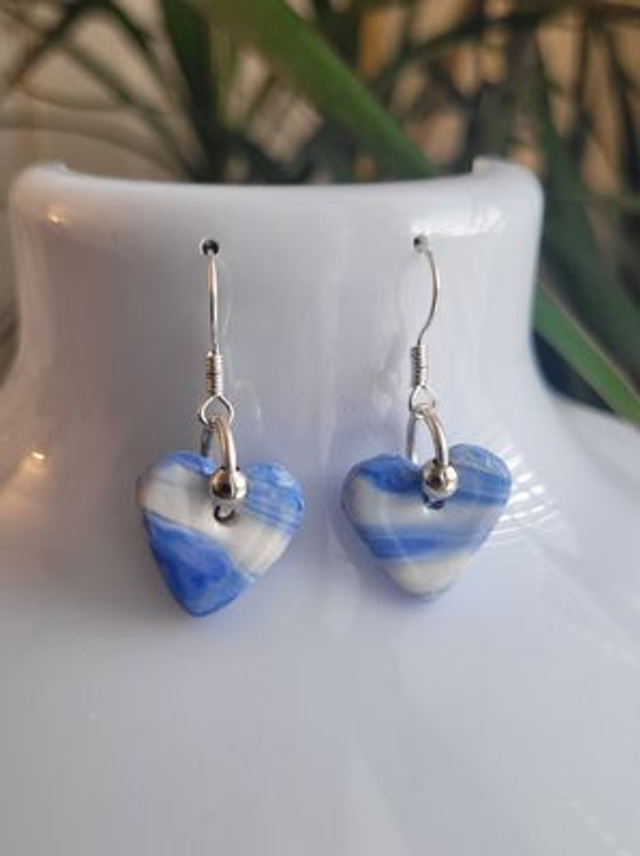 Drop earrings: Blue &amp; white heart design
