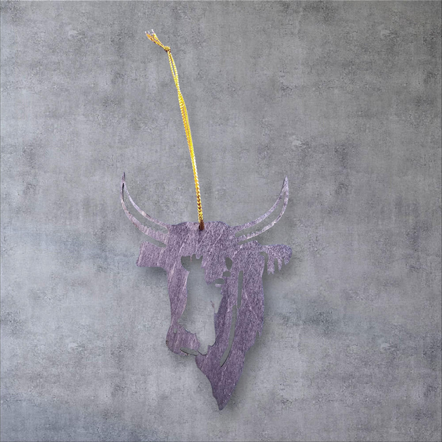  Suspensions - Taureau de Camargue