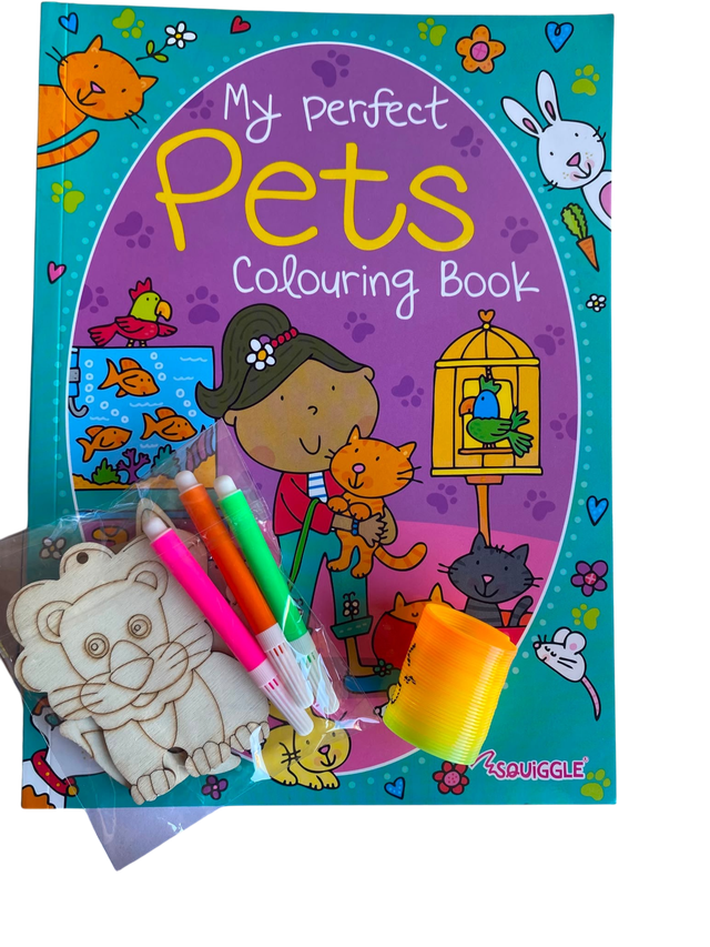 Kids Perfect Pets Activity Set – Colouring Book, Wooden Craft, Markers &amp; Rainbow Slinky  