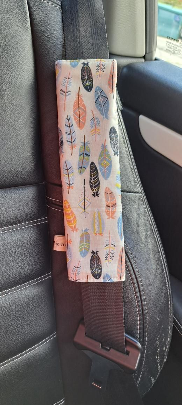 Protège ceinture sécurité plumes