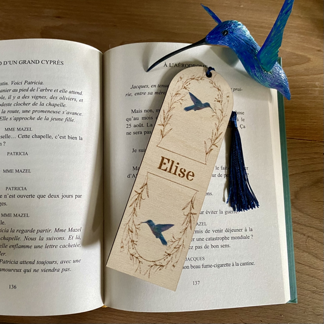 Marque page en bois avec prénom personnalisé motif Colibri 