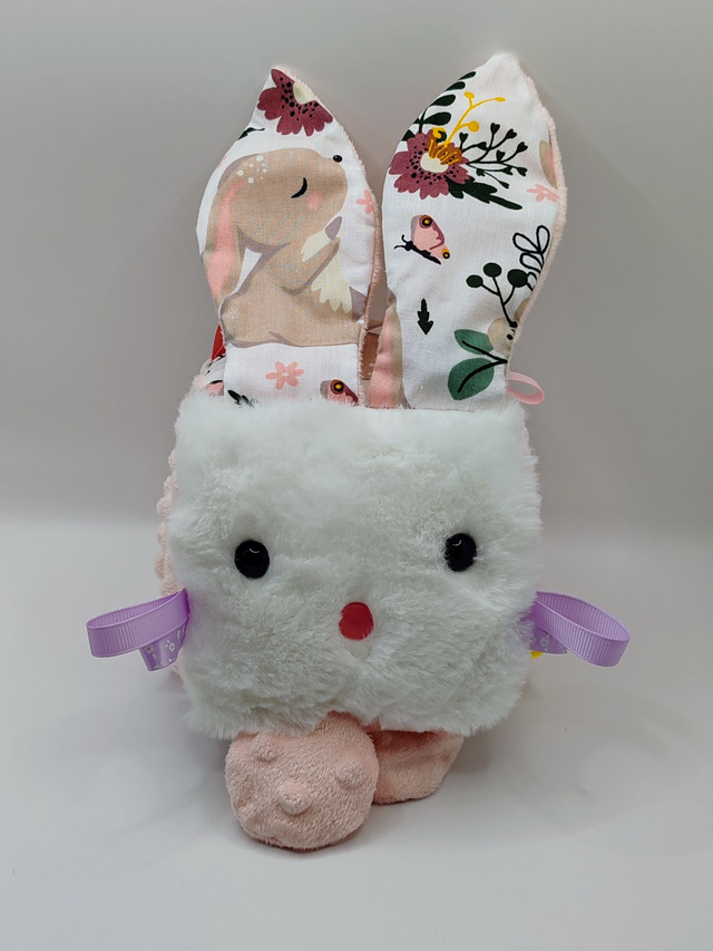 Cube d'éveil lapins