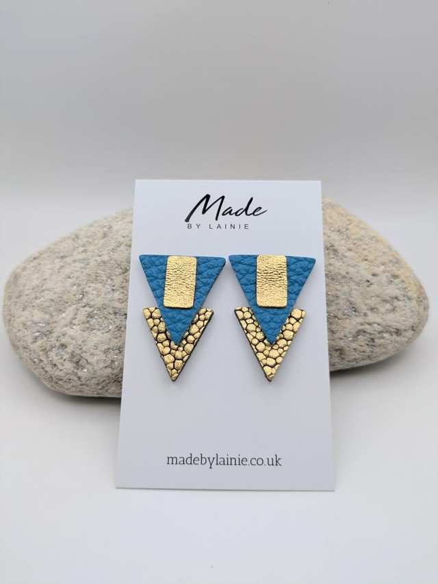 Deco Style Triangle Stud Earrings (1)