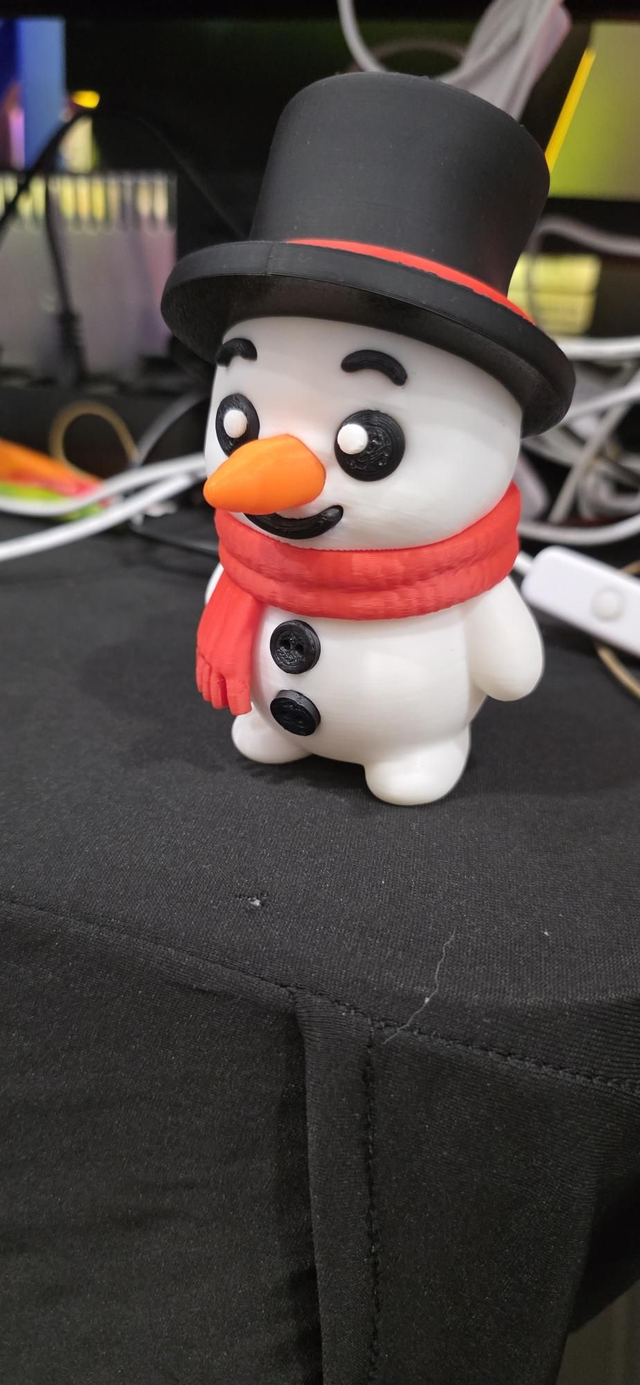 Figurine bonhomme de neige 