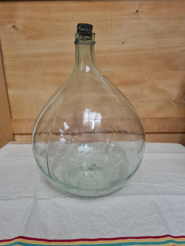 Dame Jeanne H 34cm Diam 82 cm