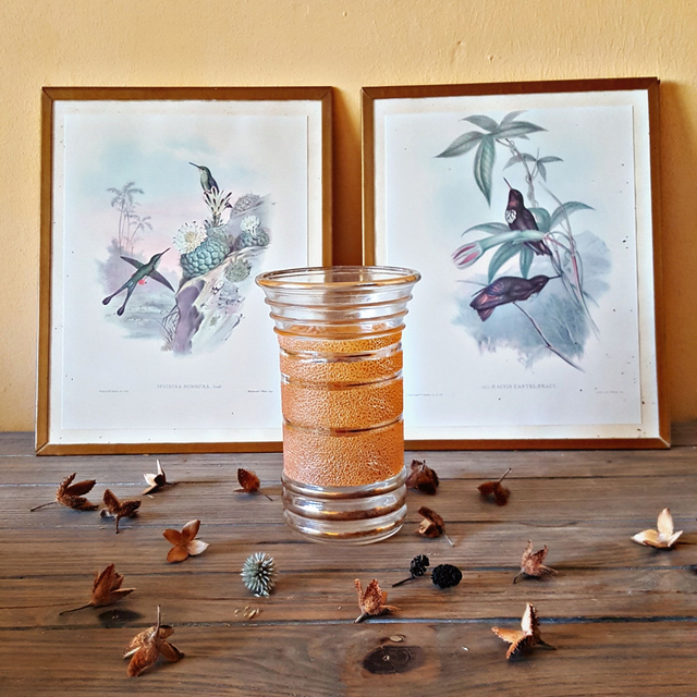 Vase vintage granité en verre couleur orange 