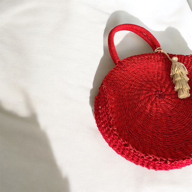 Sac à main rond en paille d'abaca rouge | Abaca Straw Round Handbag - Red