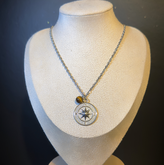 Collier classique boussole pierre œil de tigre 