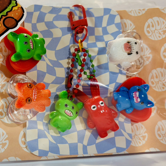 Fugglers! Stationary clips &amp; keychain set