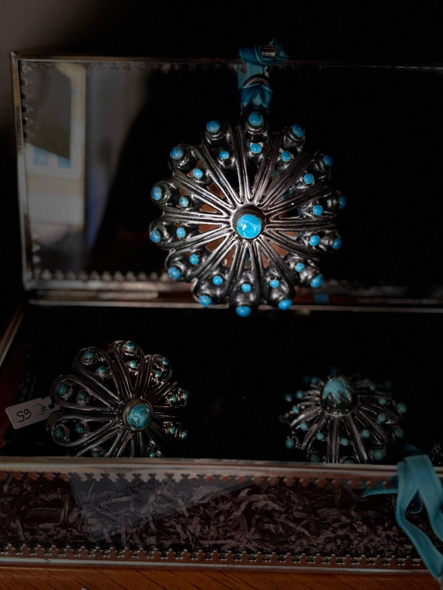 1/2 Bottone Sardo in ceramica smaltata 