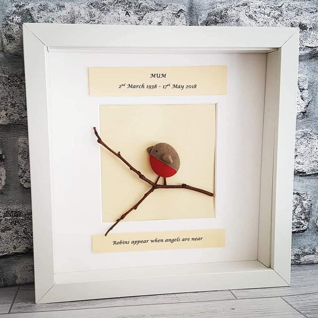 Robins appear when angels are near pebble picture 