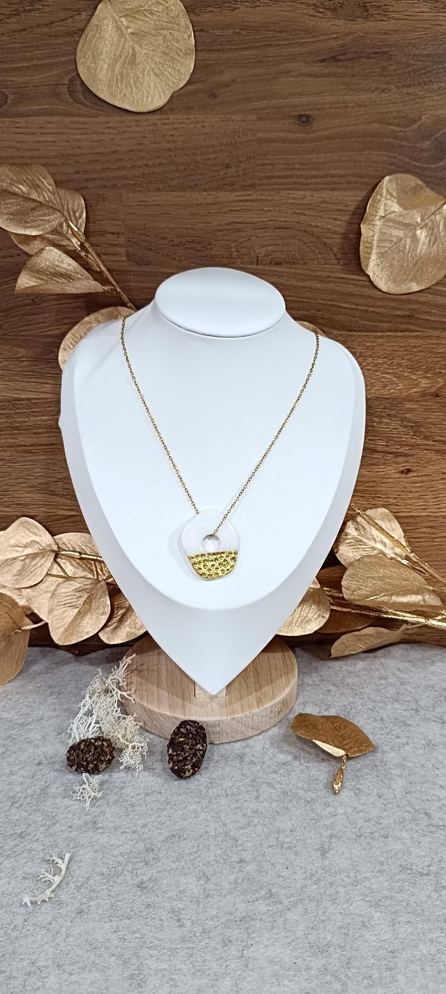 Collier or et blanc 