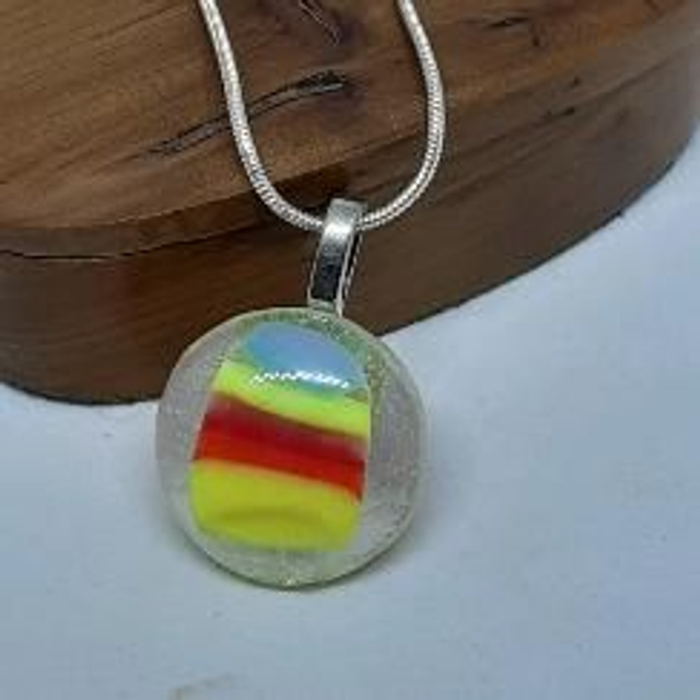 stripes pendant 