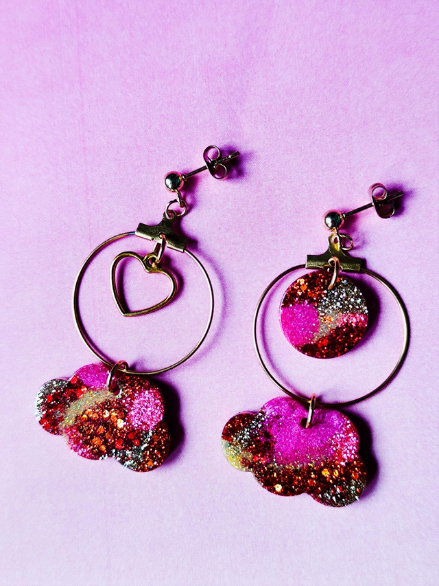 Boucles d&#039;oreilles Cloud 9 Nuages rose orange et rouge
