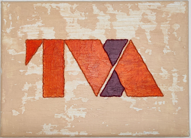 Toile brodée logo TVA (série Loki)