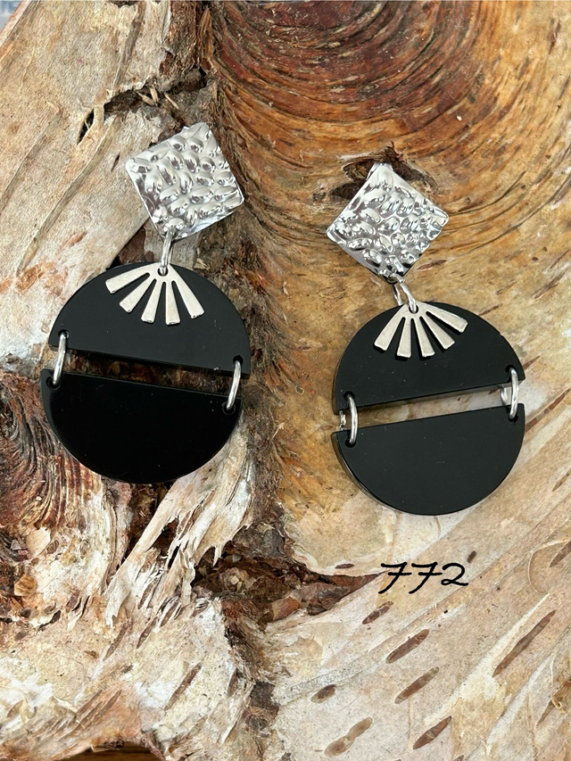 🖤Boucles d'oreilles n°772