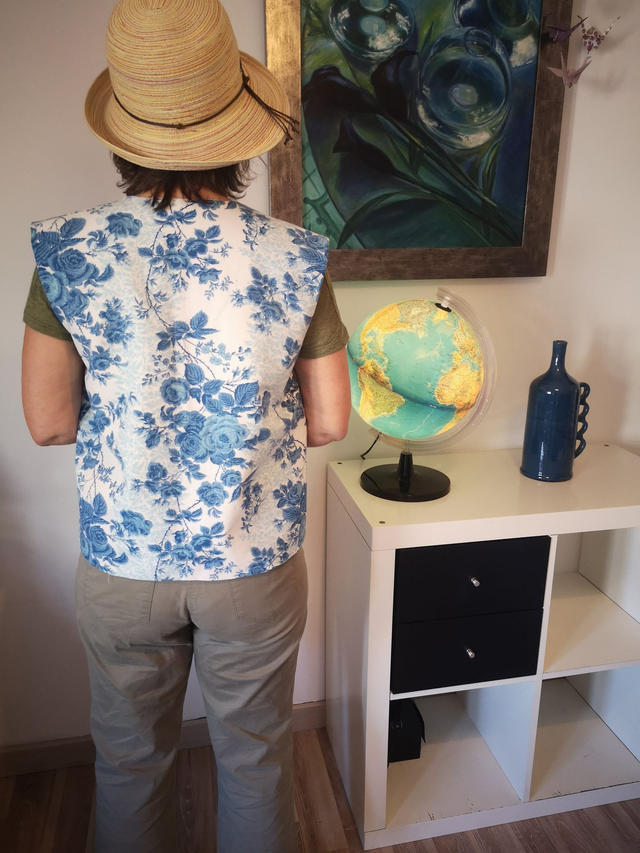 Le gilet de bergère - Tissu Unique = Pièce Unique