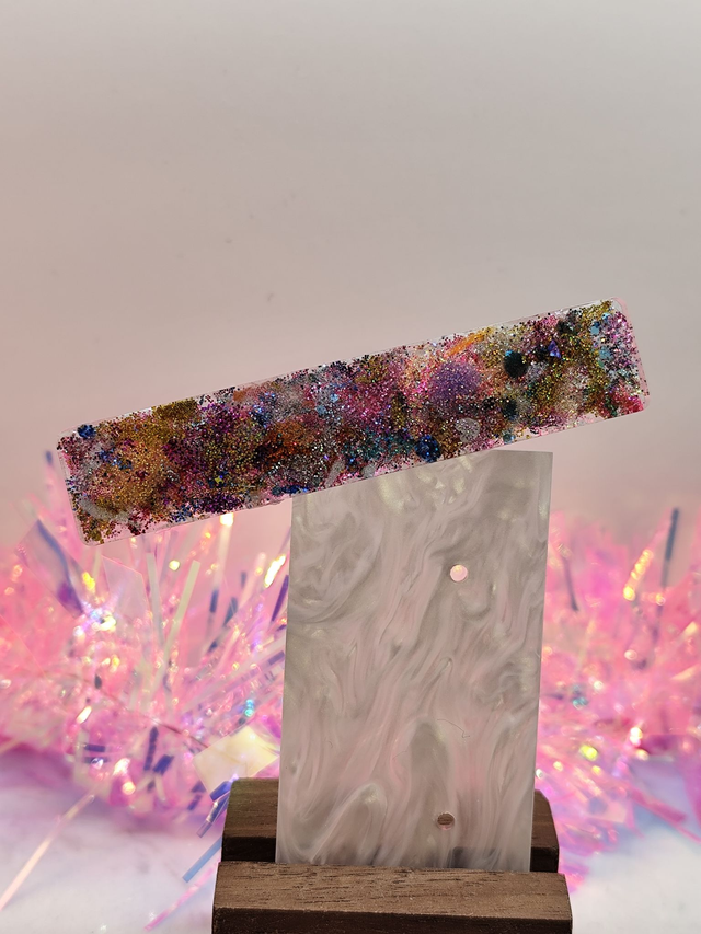 Barrette à pince pour demi-queue multicolore