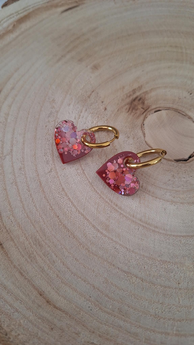 Boucles d'oreilles créoles dorées cœur bordeau/paillettes roses