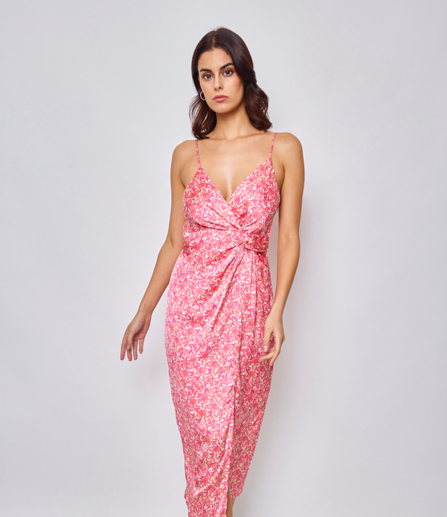 65-2. Robe à bretelles