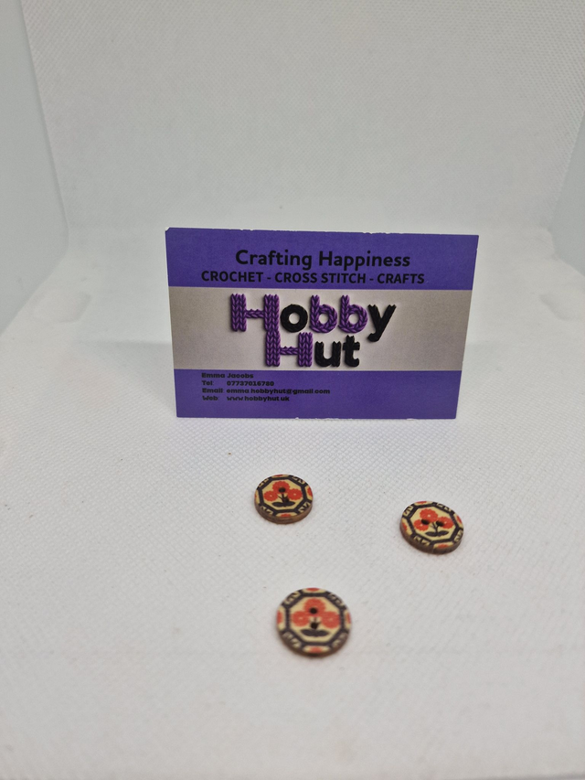 Vintage Style Buttons (5) 1.5cm