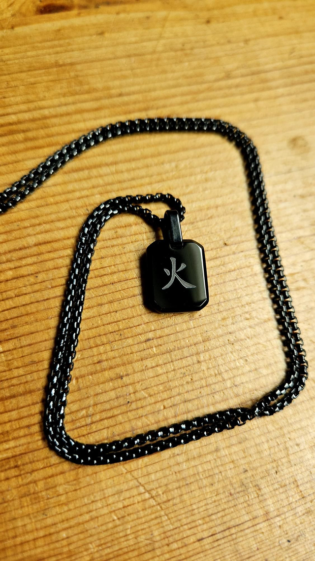 Collier japonnais kanji feu 🔥