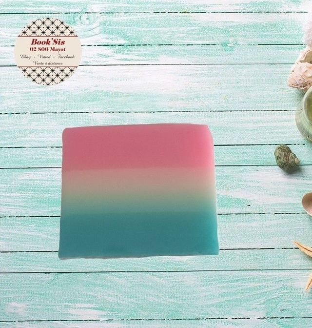 Savon glycérine " Souvenirs d'enfance ( Talc pour bébé ) "