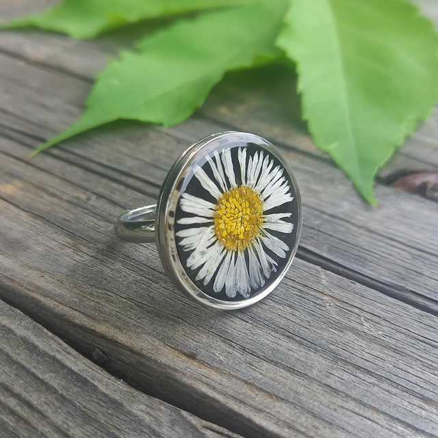 Bague argentée ◦ Pâquerette 