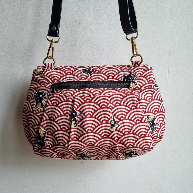 Sac forme pochette "Maneki" rouge blanc