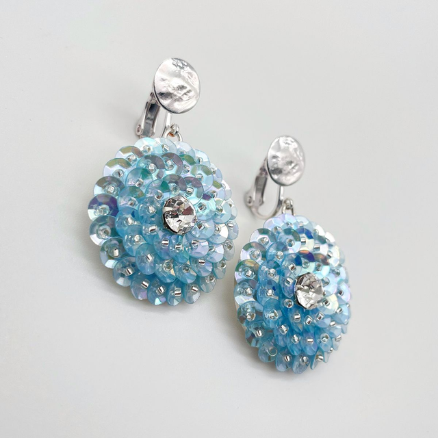 Boucles d’oreilles (clips) ZINNIA - BLEU CÉLESTE Ø30mm
