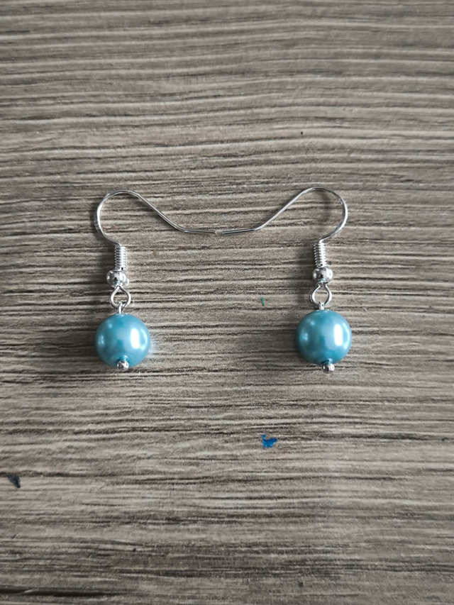 Boucles d’Oreilles Perles de Majorque Turquoise – Bijou Élégant en Acier Inoxydable
