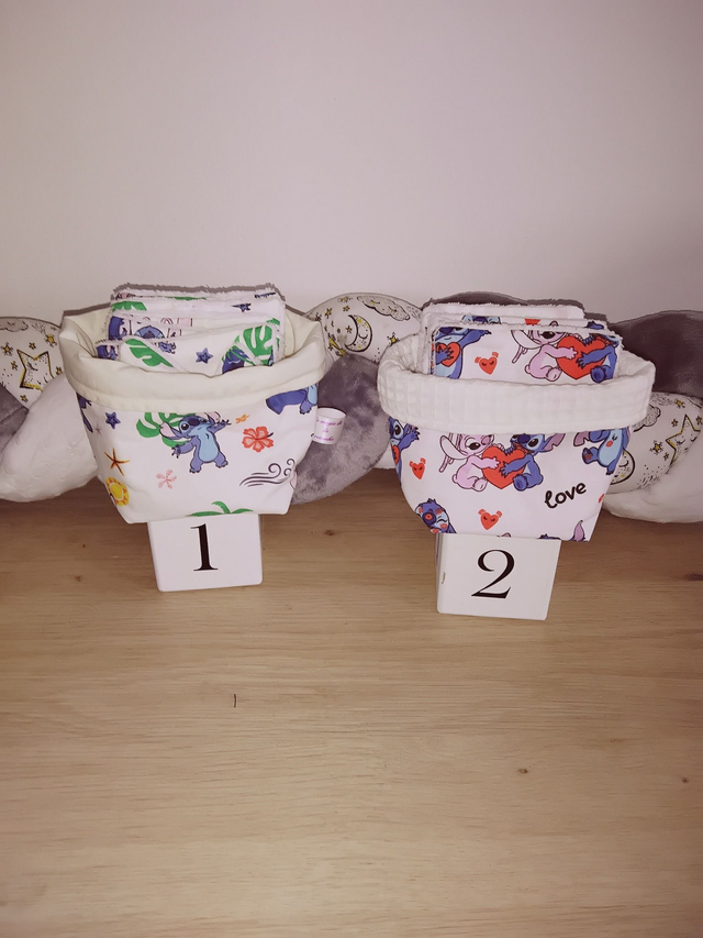 lingettes démaquillantes carrées ( 7 lingettes + la pochette