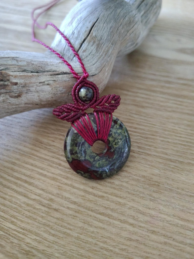 Colliers donuts en macramé