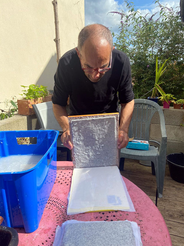 La bouffonnerie de l’art contemporain, recyclée