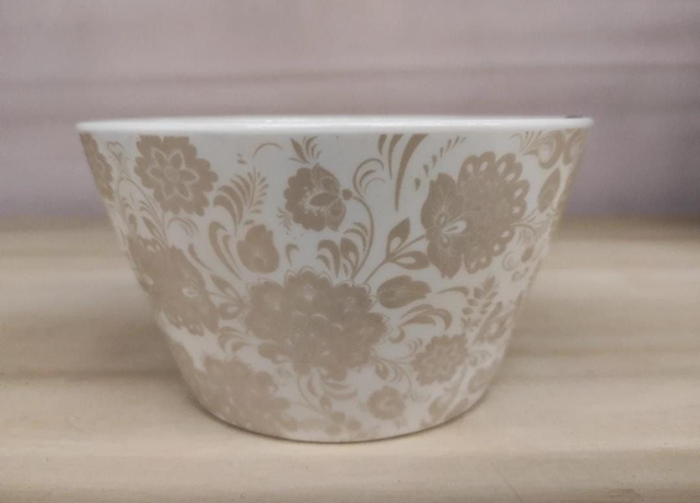 Ciotola in porcellana