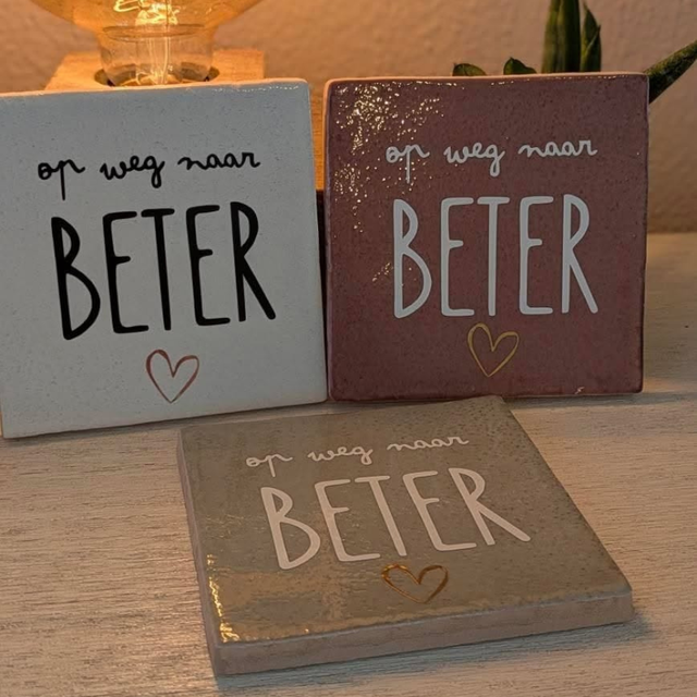 Tegeltje op weg naar beter