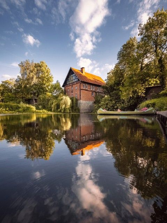 Pleister Mühle im Spiegel