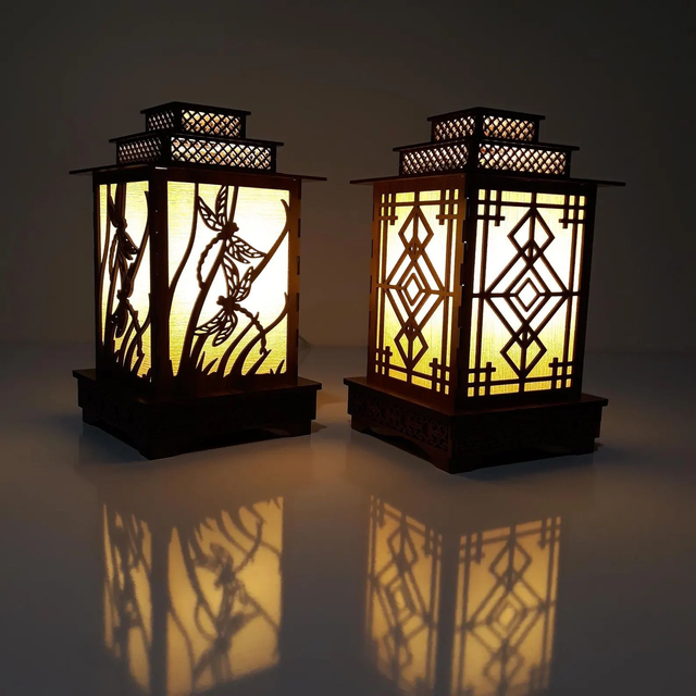 Lanterne lumineuse en bois avec bougie