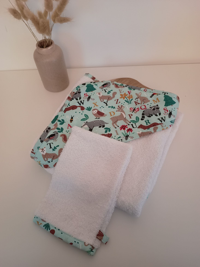 Cape de bain bébé + gant 