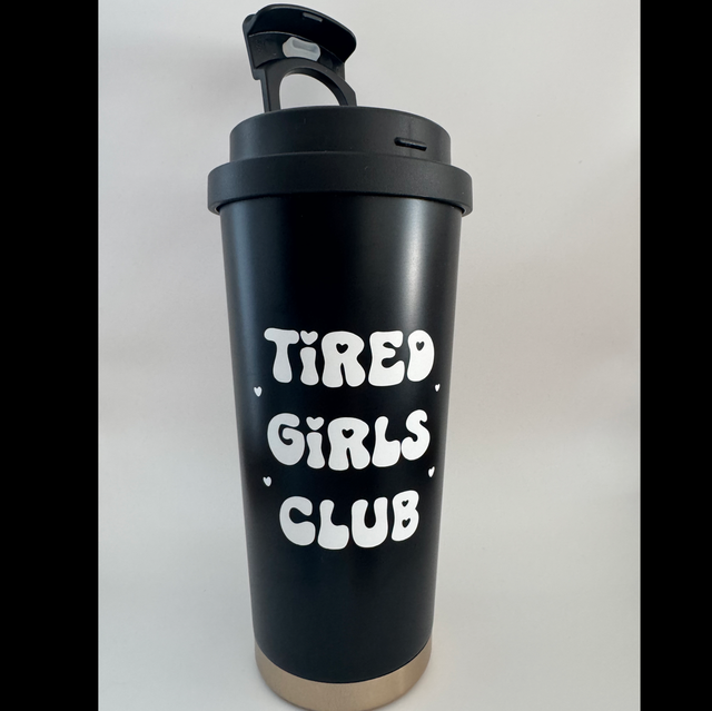 Thermobecher Tired Girls Club – handveredelt & wiederverwendbar | Anna’s Kreativecke