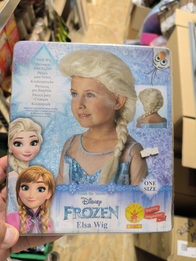 PERRUQUE REINE DES NEIGES 