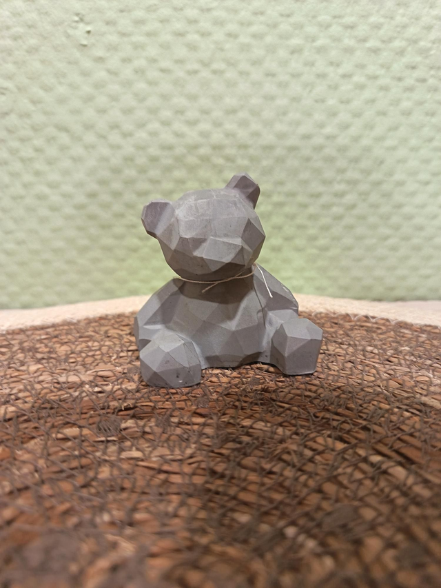 Ours cubique starlette en aquaresine